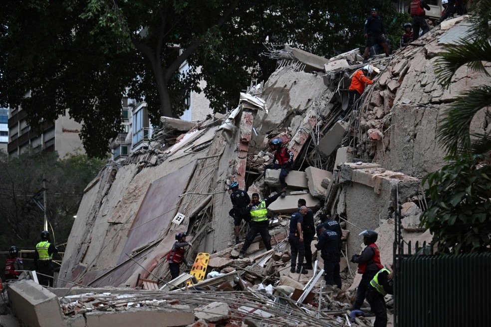 Terremotos na Venezuela deixam mortos, centenas de feridos e quase 8 mil pessoas ainda desaparecidas